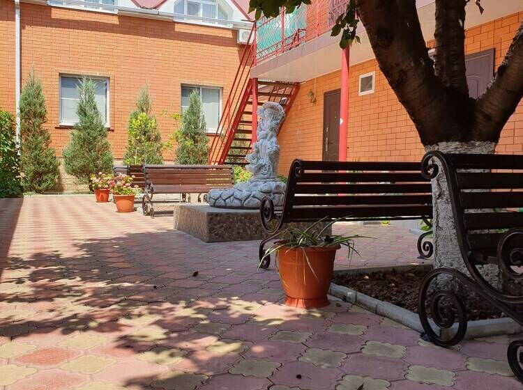 Mini Hotel Zolotye Peski