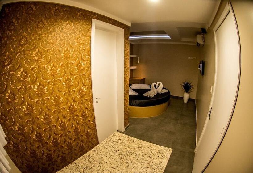 Motel Paradiso Fantasy   Adults Only