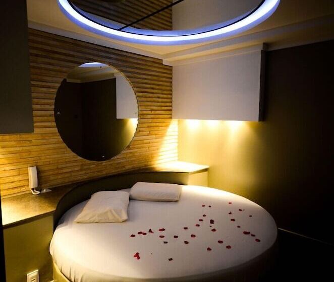 Motel Paradiso Fantasy   Adults Only