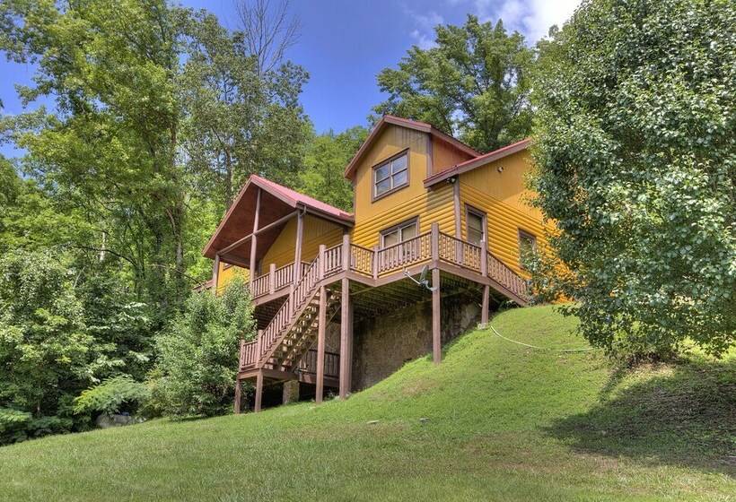 Mystical Creek Pool Lodge #600