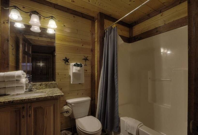 Mystical Creek Pool Lodge #600