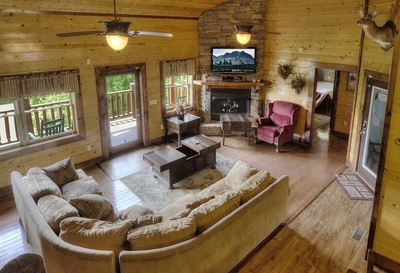 Mystical Creek Pool Lodge #600