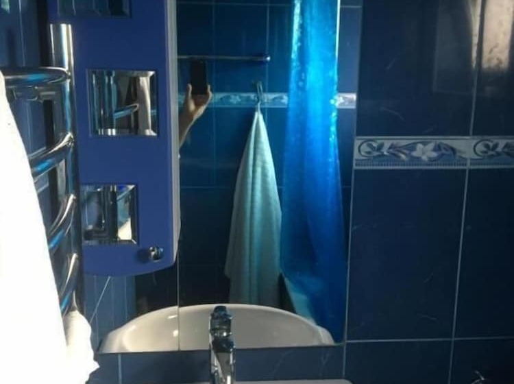 پانسیون Adrada Palace Guest House