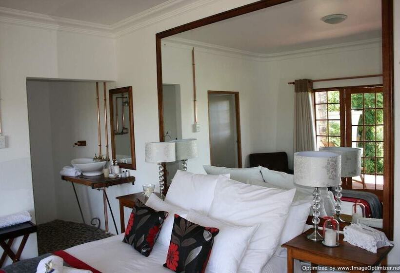 פנסיון African Vineyard Guest House