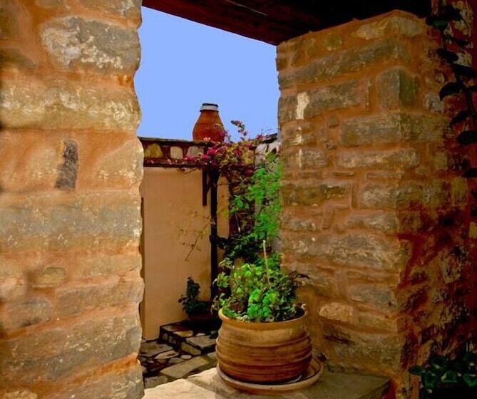 פנסיון Diktynna Traditional Villas