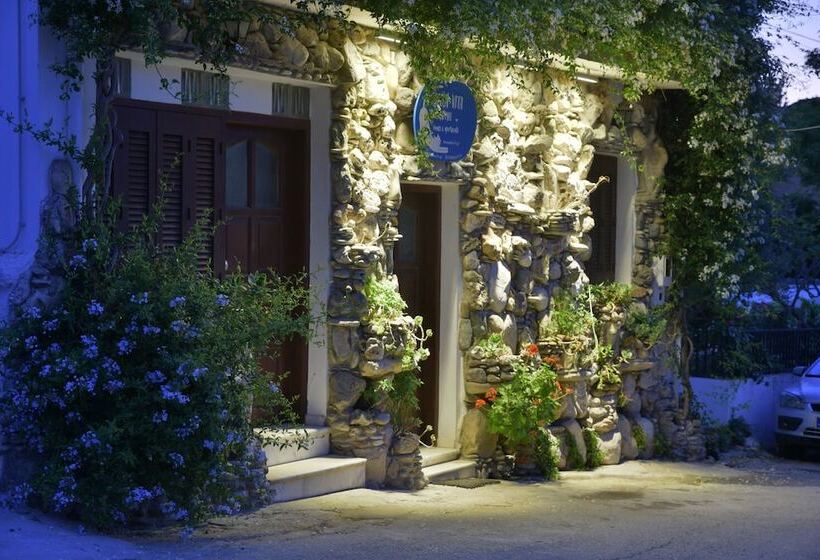 펜션 Bella Vita Style Rooms & Apartments