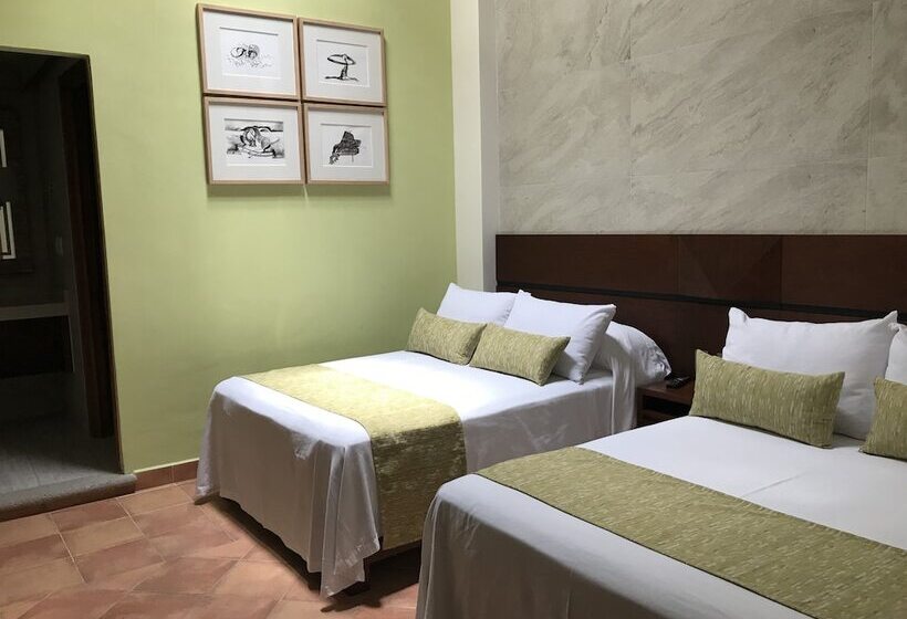 پانسیون Casa De La Asunción