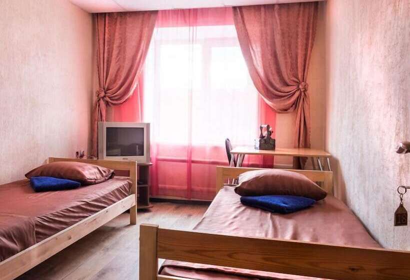 پانسیون Dorozhny Guest House