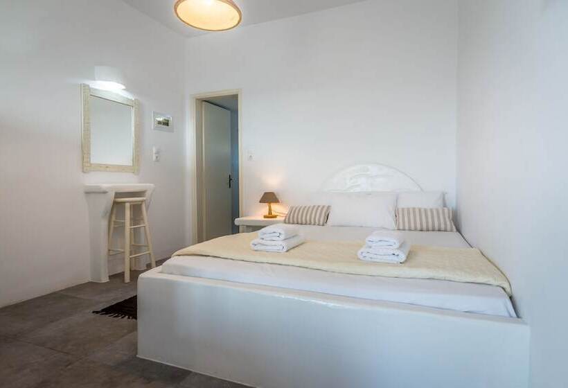 펜션 Faros Apartments