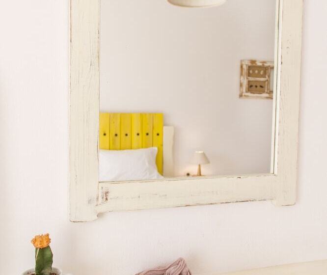 펜션 Faros Apartments