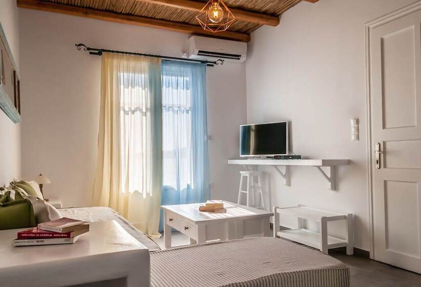 펜션 Faros Apartments