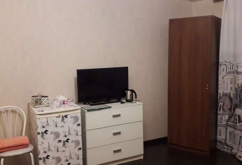 פנסיון Gostevye Nomera