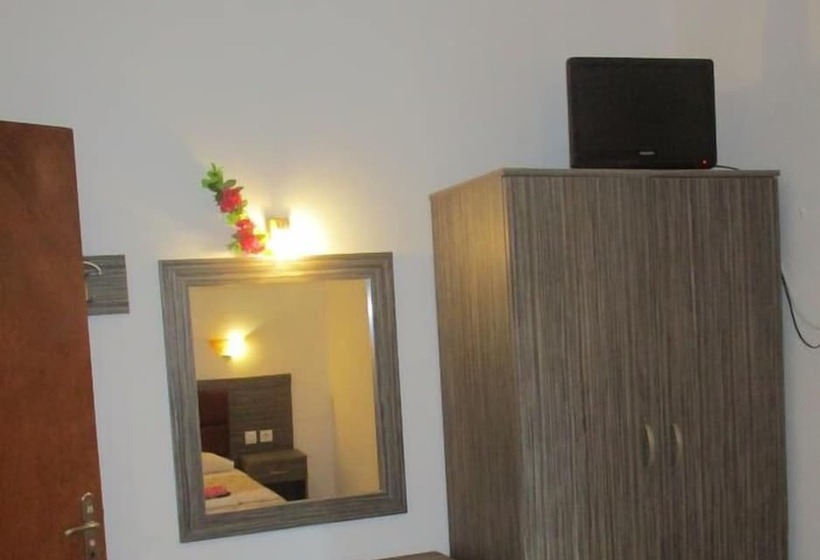 پانسیون Gouvia House Luxury Apartments