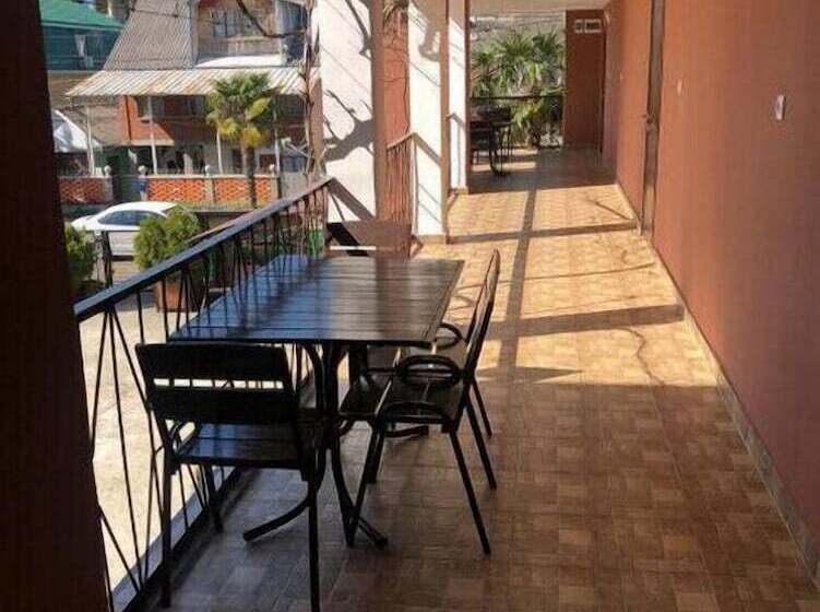 پانسیون Guest House Grant