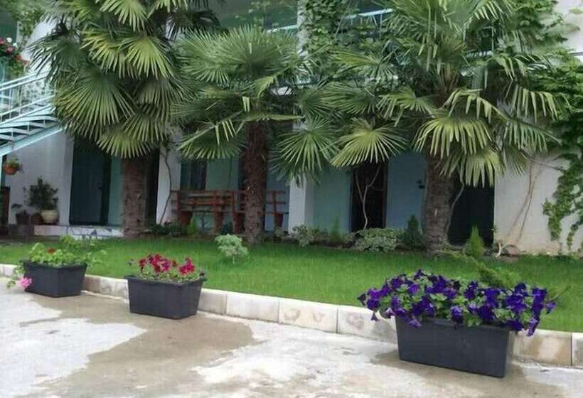 پانسیون Guest House Grant