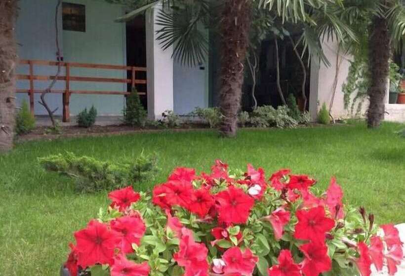 پانسیون Guest House Grant