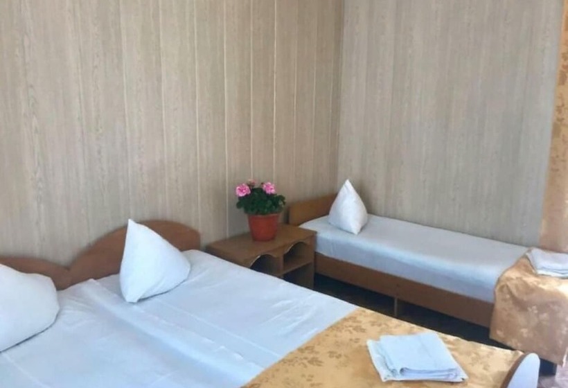 پانسیون Guest House Grant