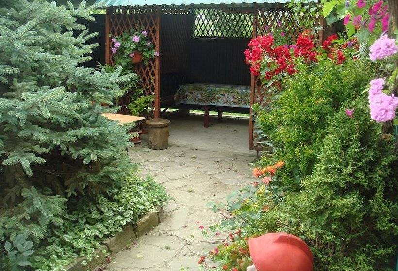 پانسیون Guest House Lydia