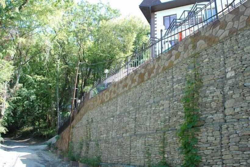 پانسیون Guest House Villa Nadezhda