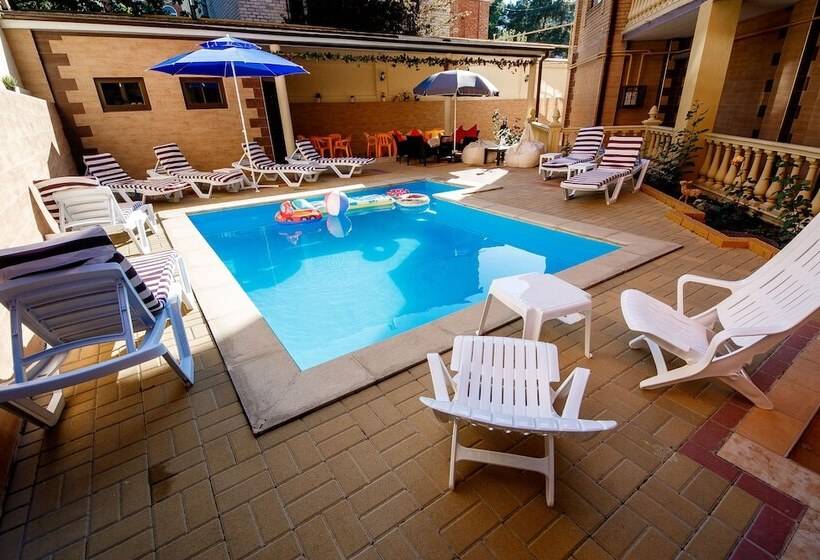 پانسیون Guesthouse Pafos