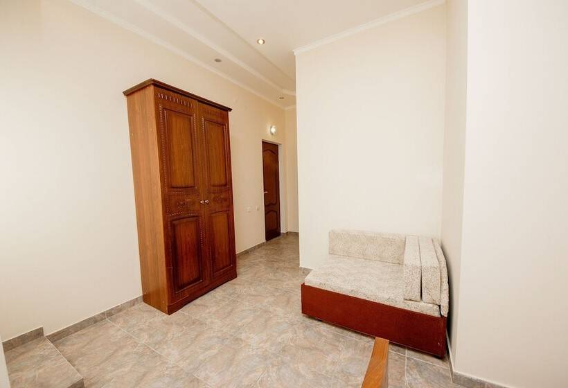 پانسیون Guesthouse Pafos