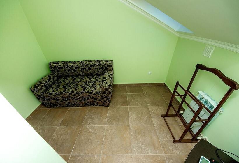 پانسیون Guesthouse Pafos