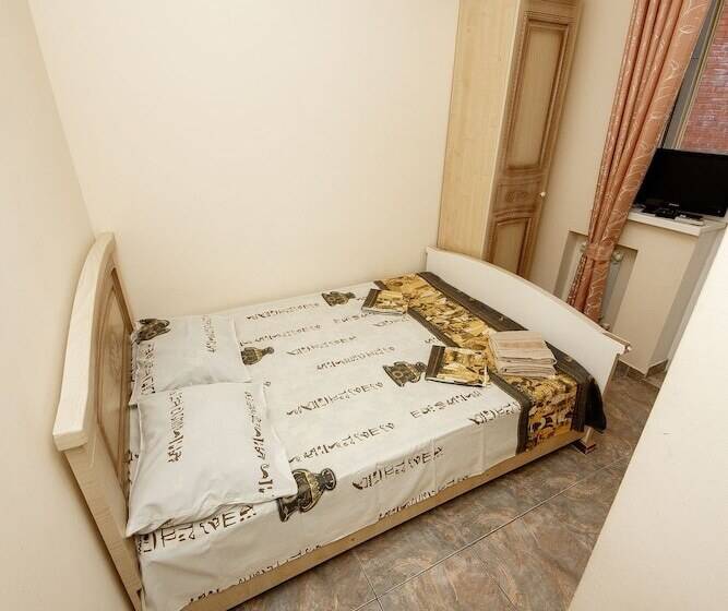 پانسیون Guesthouse Pafos