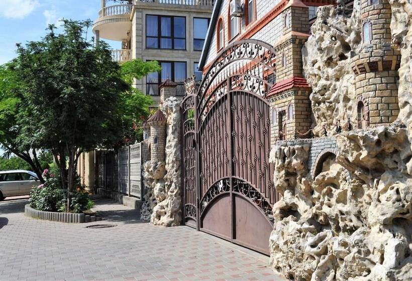 פנסיון Home Felis