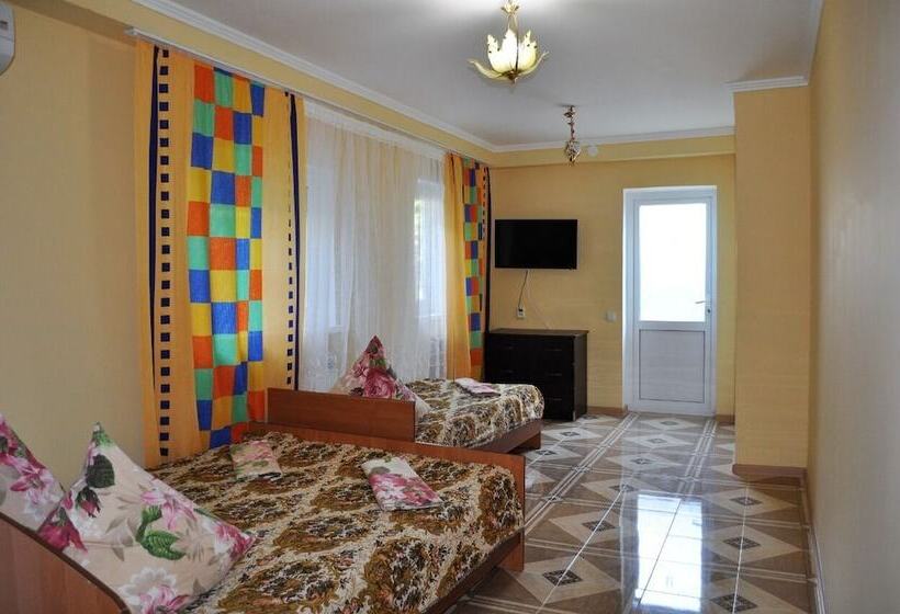 פנסיון Home Felis