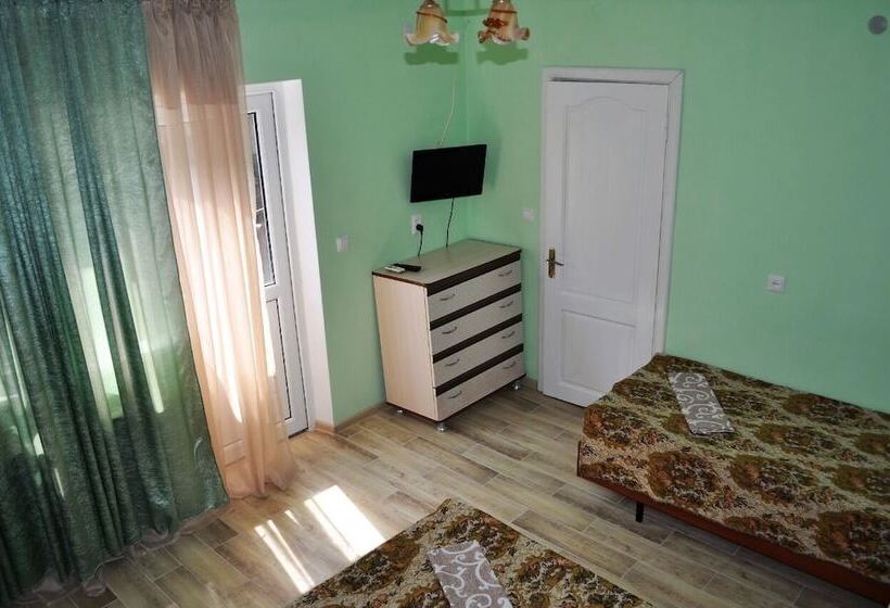 פנסיון Home Felis