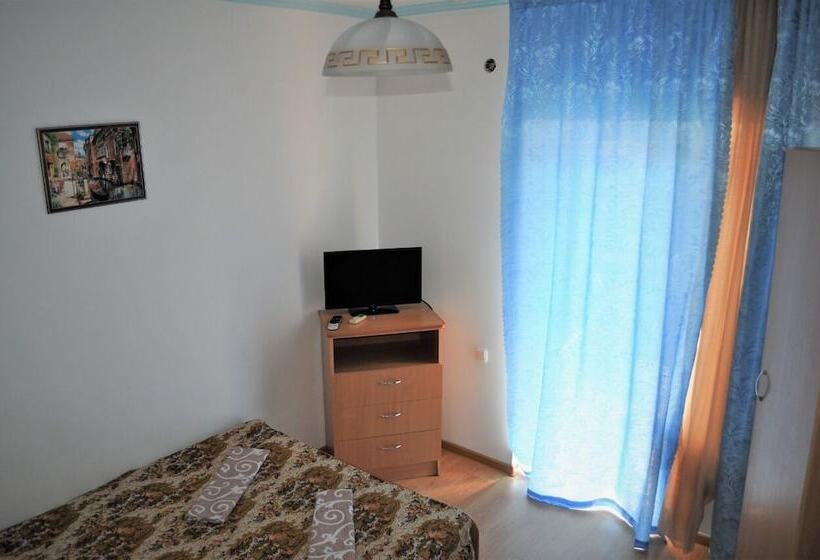 פנסיון Home Felis