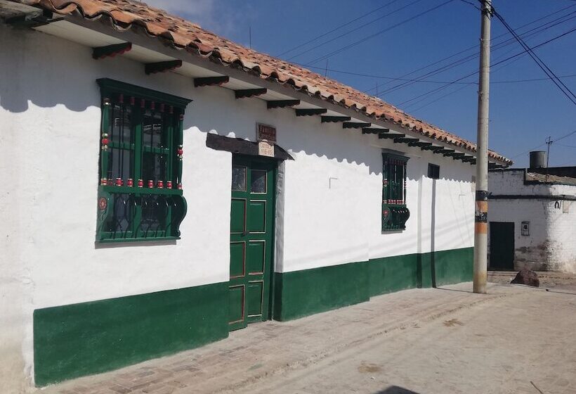 Пансион Hospedaje Casaloma