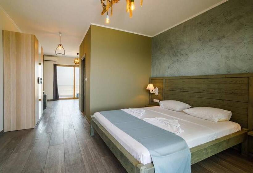 پانسیون Jacksons Luxury Suites