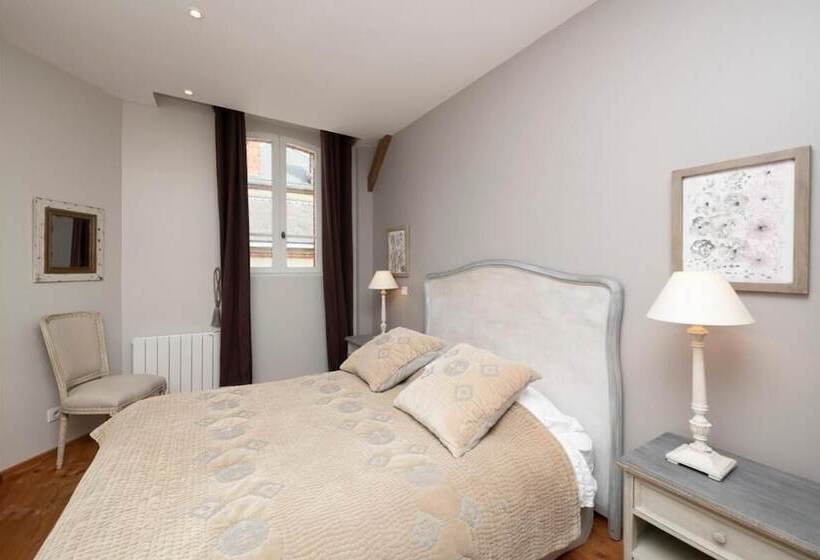 بنسيون Le Clos Corbier