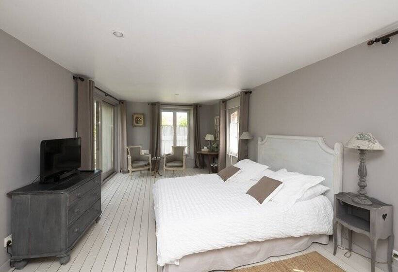 بنسيون Le Clos Corbier