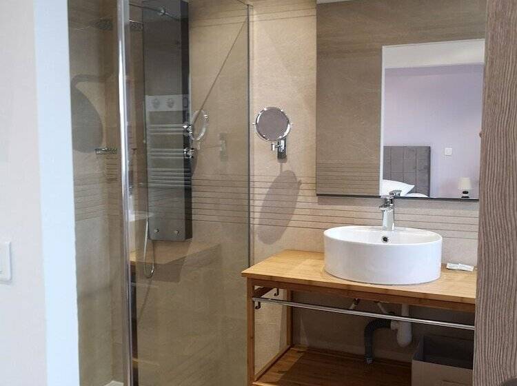 פנסיון Les 2 Rivières Entre Yonne Et Cure