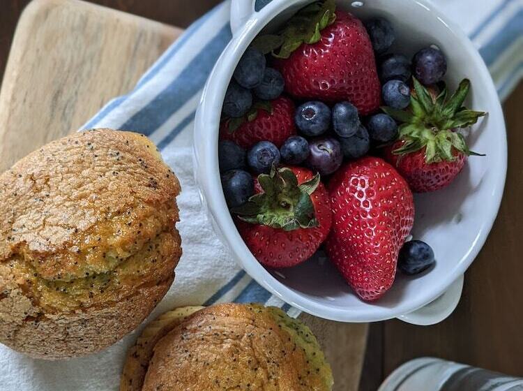 Пансион Luckystone Inn