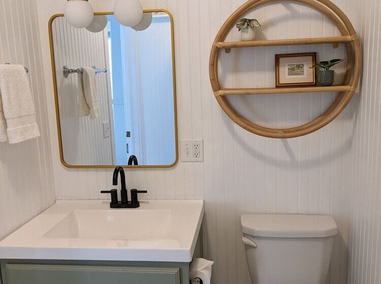 Пансион Luckystone Inn