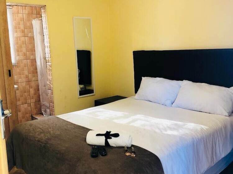 פנסיון Maite Villa Lodge