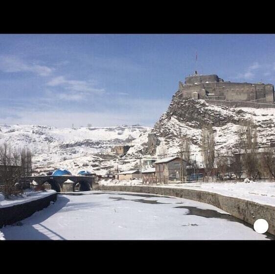 پانسیون Mavi Ladin Konukevi