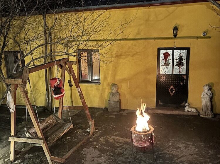 پانسیون Mavi Ladin Konukevi