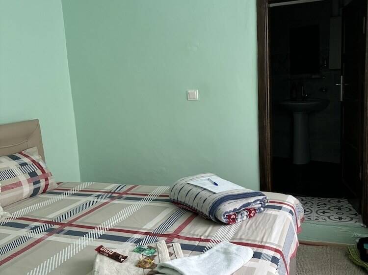 پانسیون Mavi Ladin Konukevi