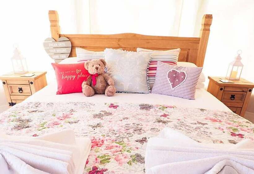 膳宿费 The Old Dairy Farm