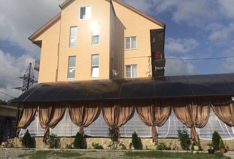 پانسیون Uyutnyy Prichal