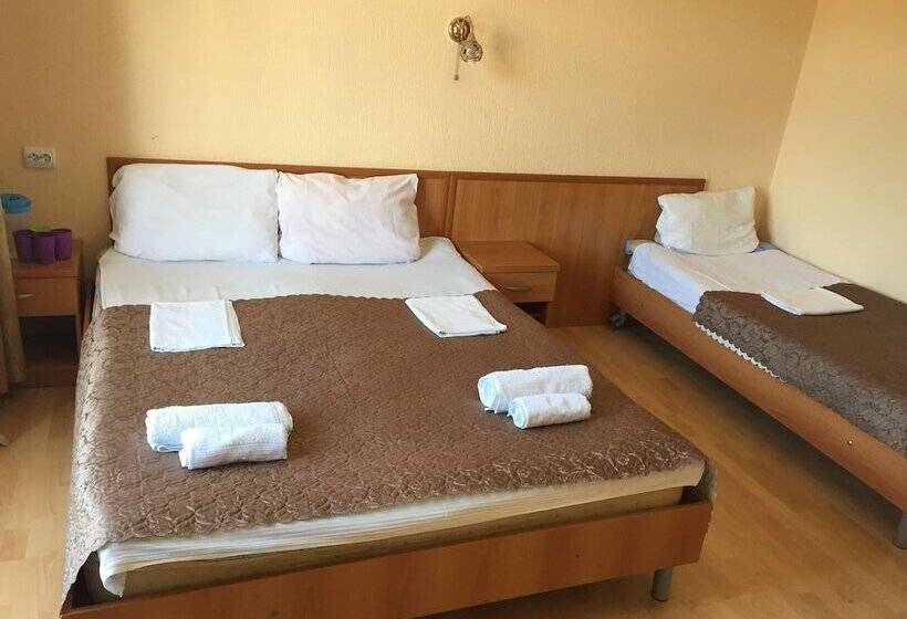 پانسیون Uyutnyy Prichal