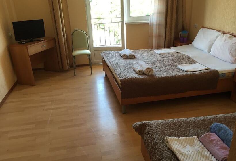 پانسیون Uyutnyy Prichal