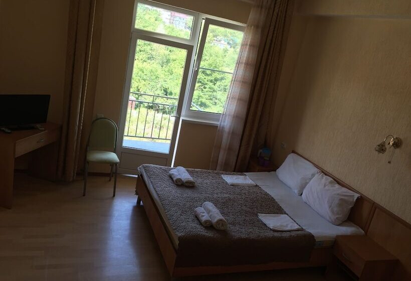 پانسیون Uyutnyy Prichal