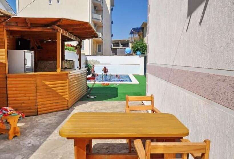 پانسیون Vintage Guest House