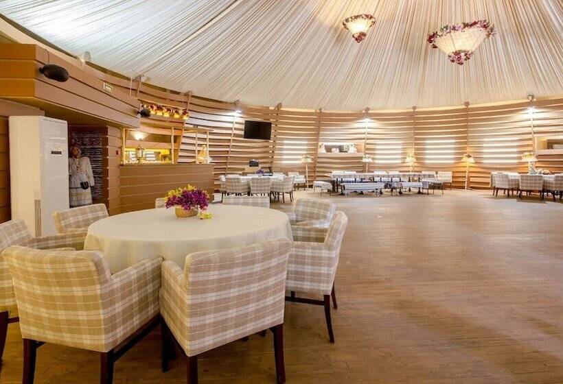 リゾートホテル Ladozhskaya Usadba