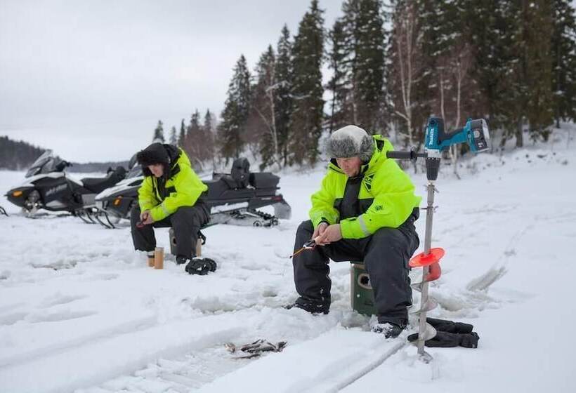 リゾートホテル Ladozhskaya Usadba